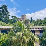 Charming 3 Of 50 M2 Located In Apartment *