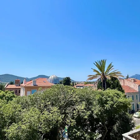 Charming 3 Of 50 M2 Located In * Hyeres
