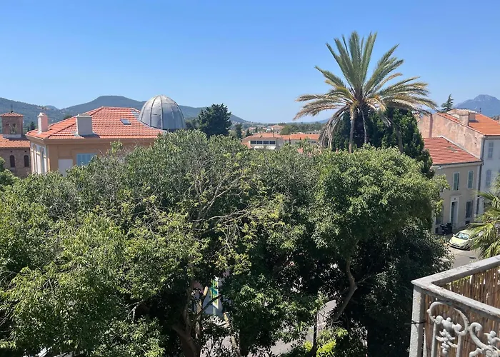 Charming 3 Of 50 M2 Located In * Hyères